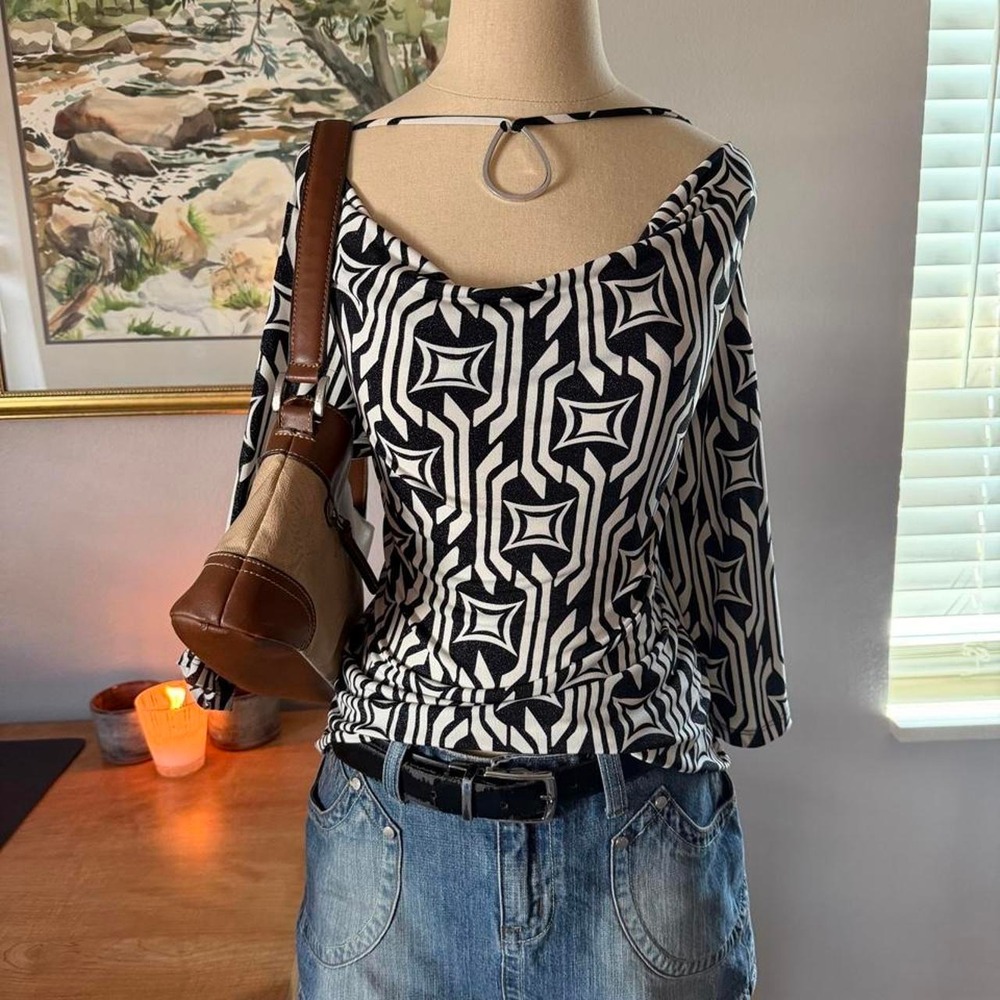 Y2K I.N. Studio black and white shimmery geometric print deep cowl neck top